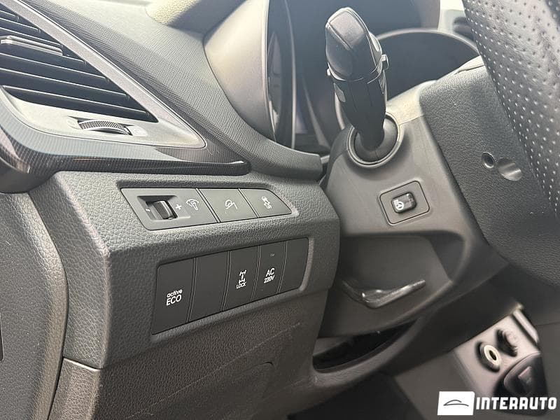 2013 Hyundai Grand Santa Fe — Miniatură 20
