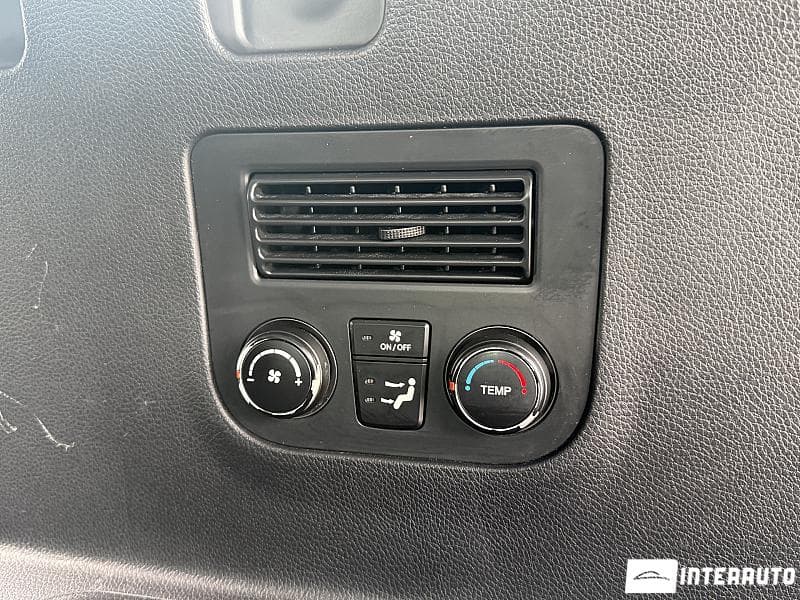 2013 Hyundai Grand Santa Fe — Miniatură 23