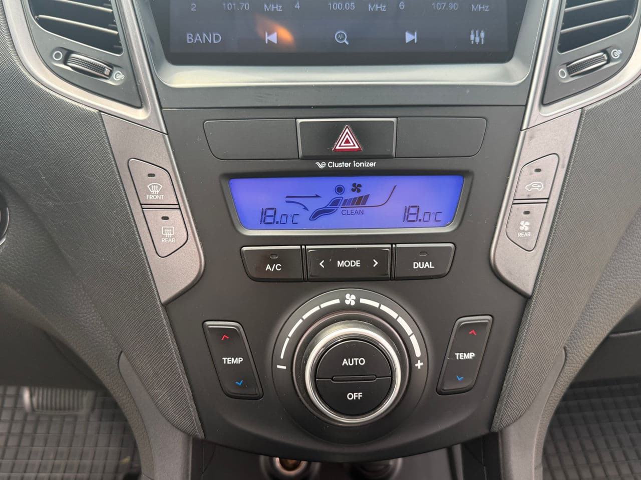 2013 Hyundai Grand Santa Fe — Miniatură 11