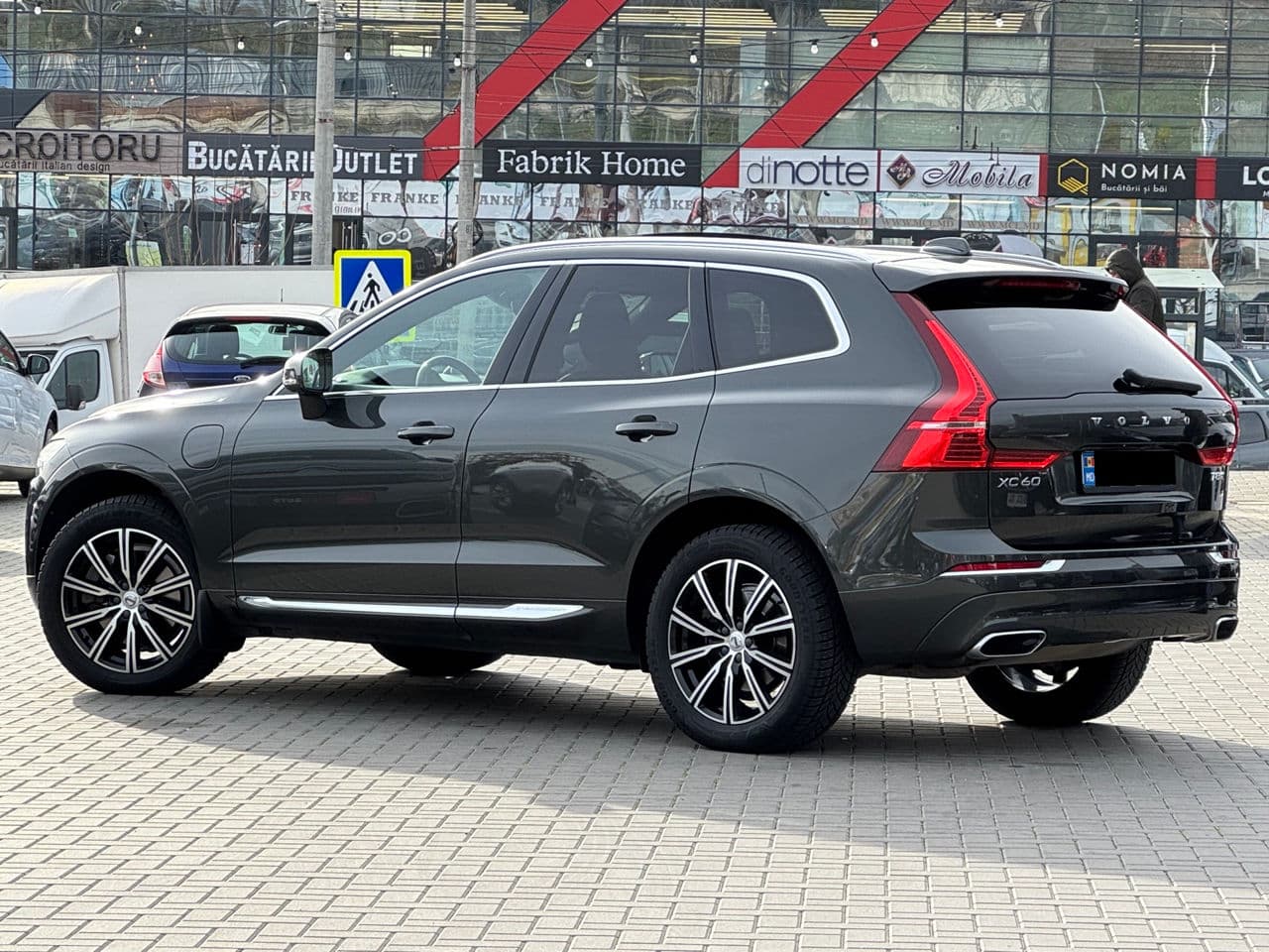 Volvo XC 60 2019 — Миниатюра 4
