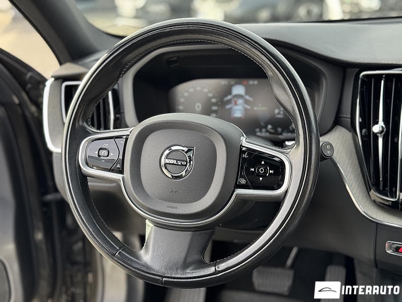 Volvo XC 60 2019 — Миниатюра 7
