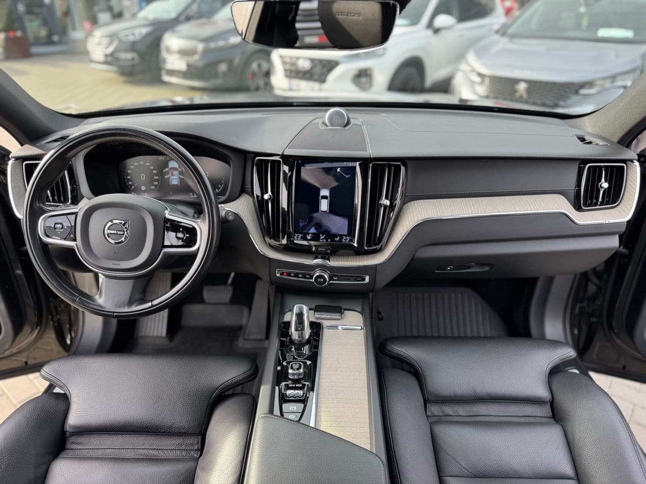 Volvo XC 60 2019 — Миниатюра 6