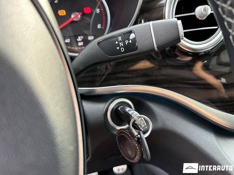 Mercedes V 250 2019 — Миниатюра 10