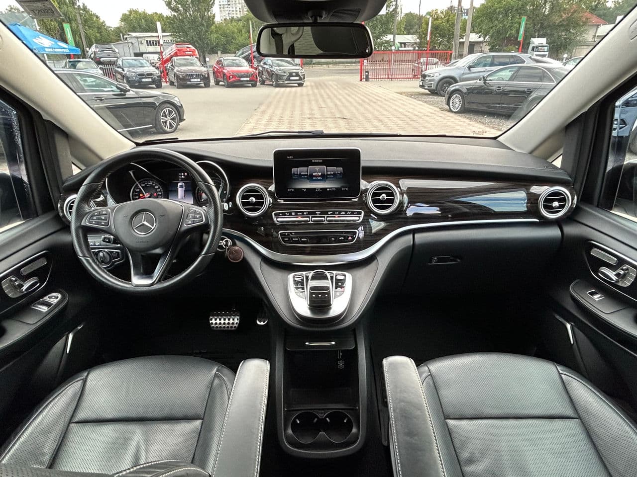 Mercedes V 250 2019 — Миниатюра 8