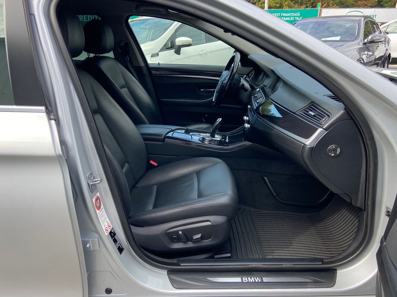 BMW 520 2014 — Миниатюра 17