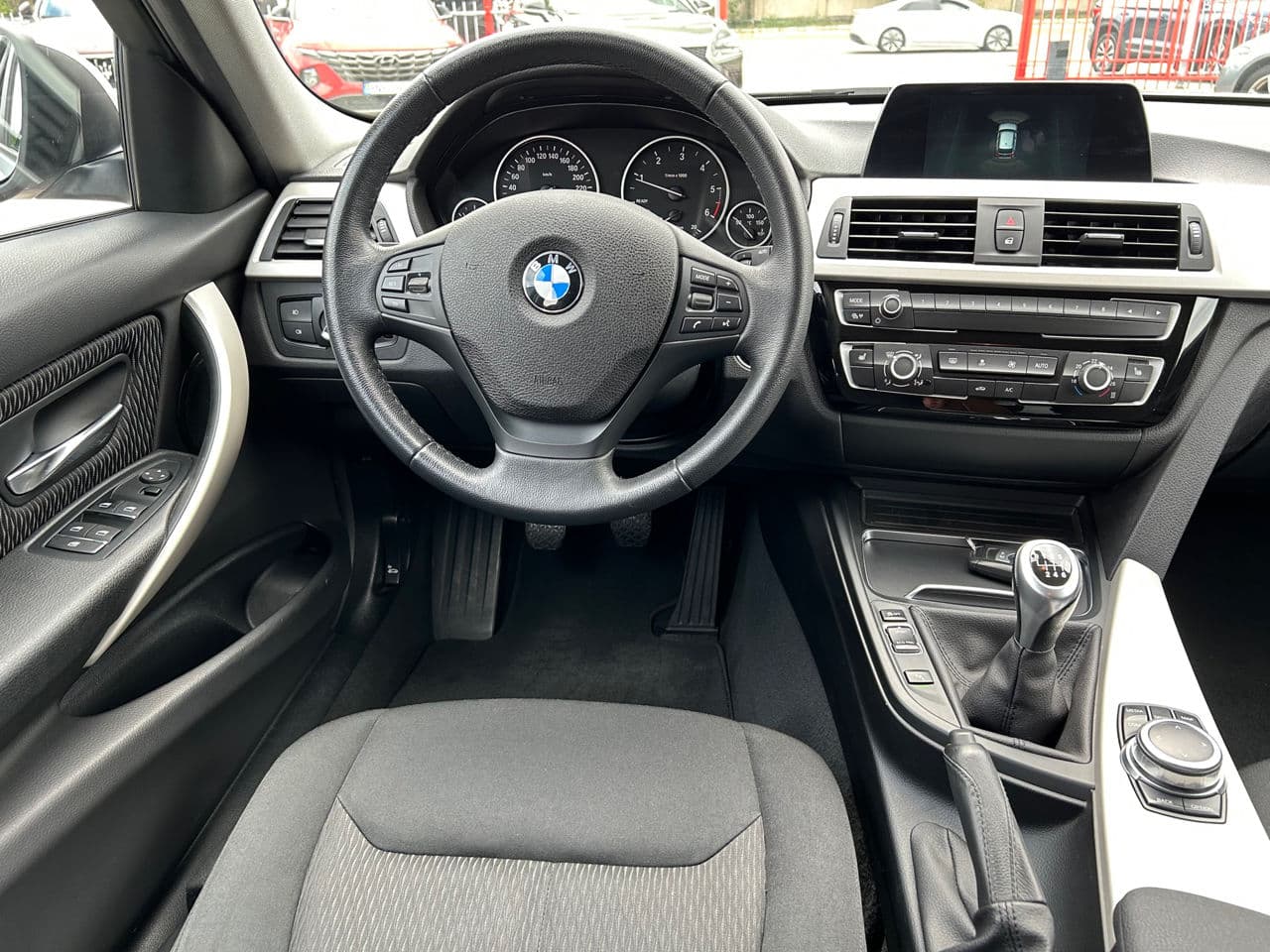 BMW 316 2018 — Миниатюра 7