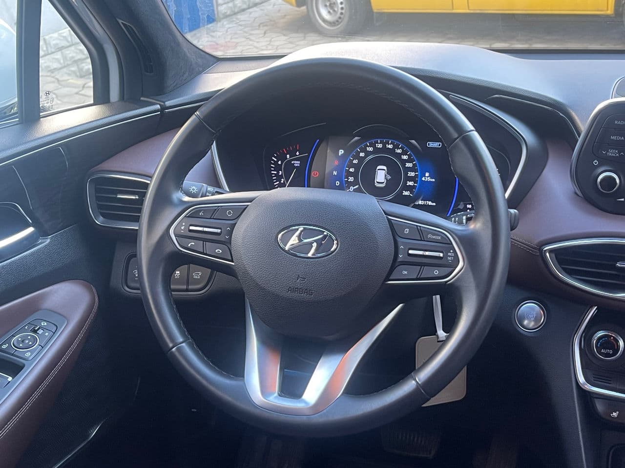 Hyundai Santa Fe 2019 — Миниатюра 8