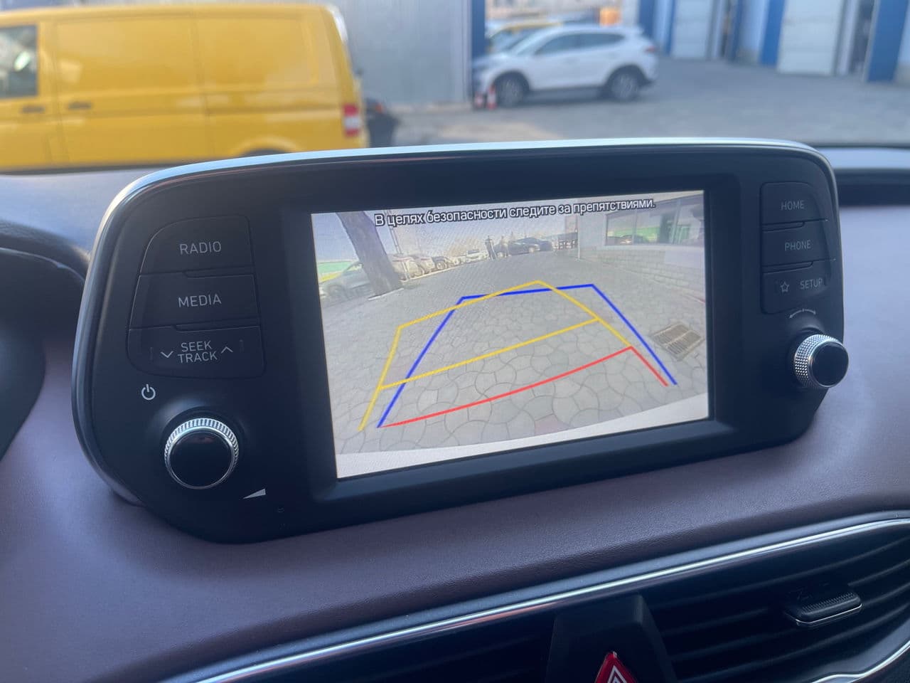 Hyundai Santa Fe 2019 — Миниатюра 11