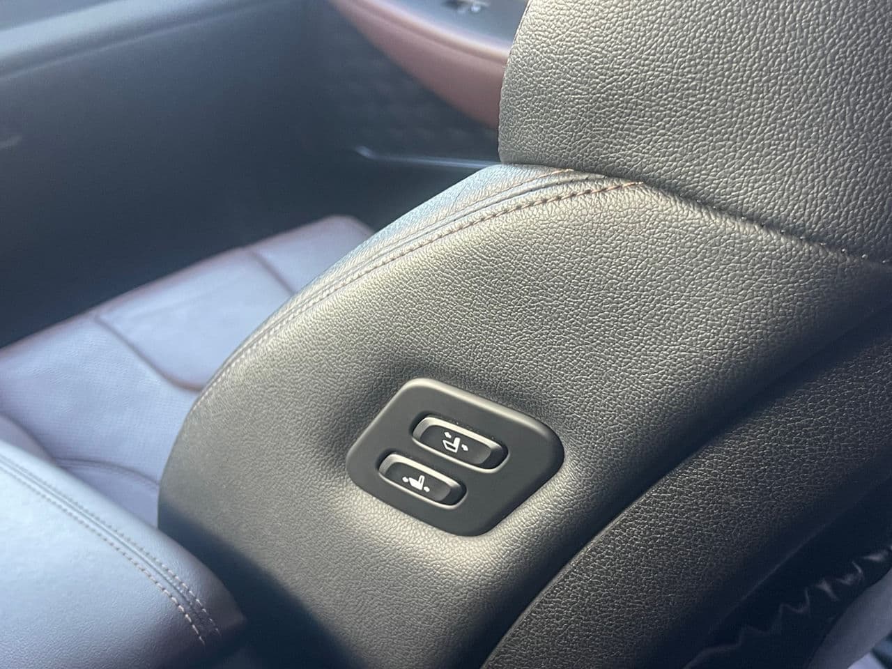 Hyundai Santa Fe 2019 — Миниатюра 19