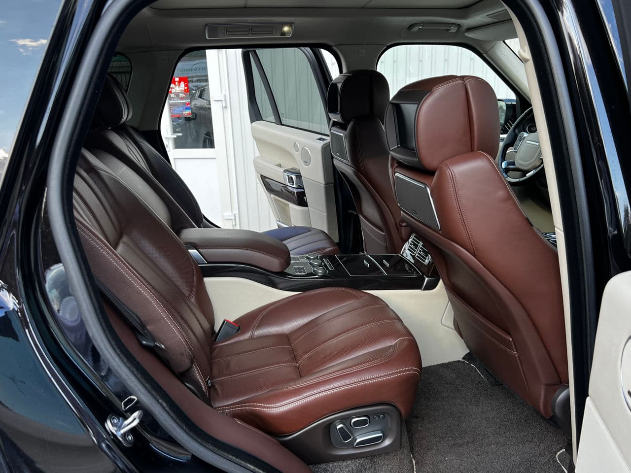 Land Rover Range Rover Vogue 2013 — Миниатюра 24