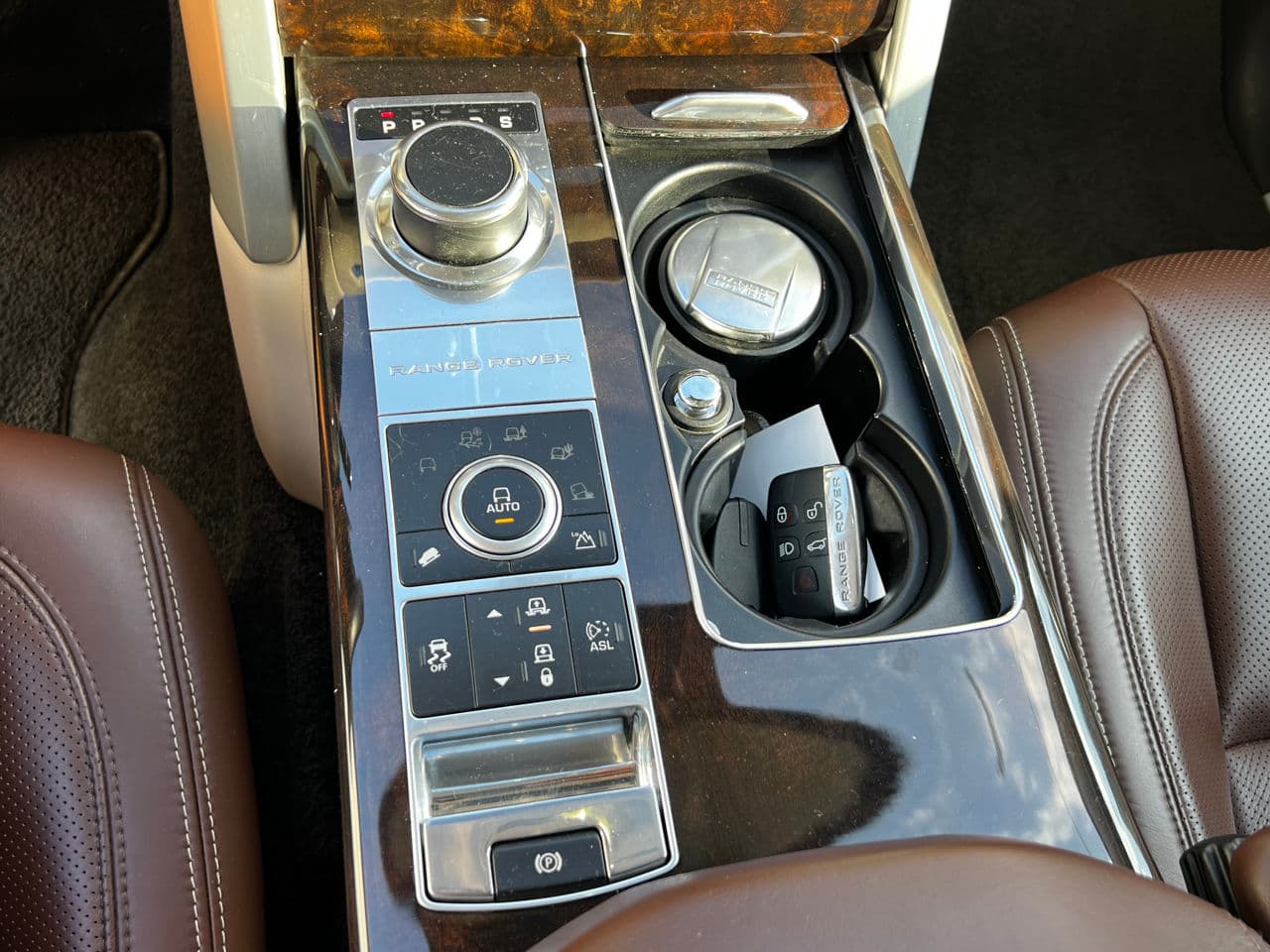 Land Rover Range Rover Vogue 2013 — Миниатюра 11