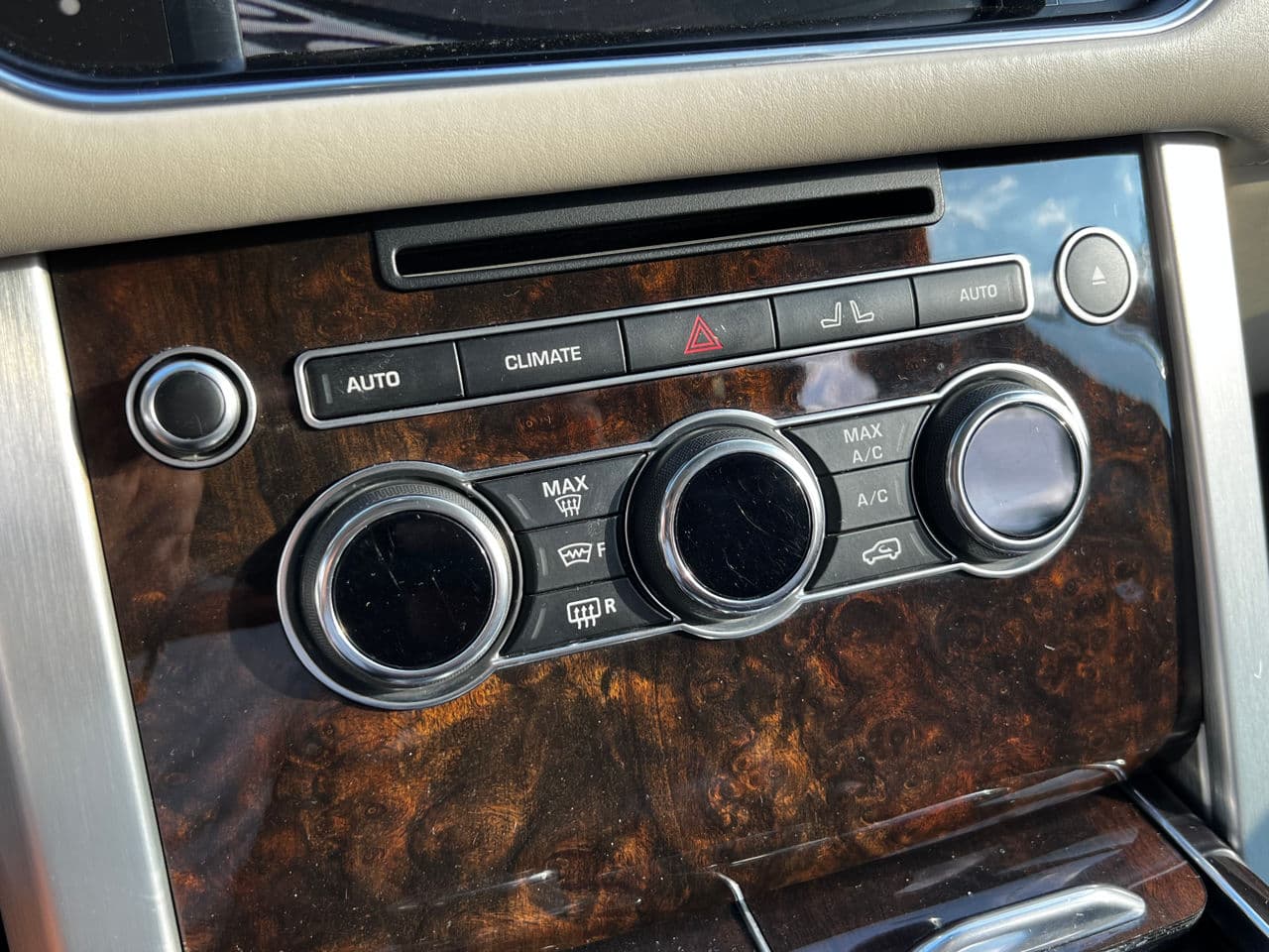 Land Rover Range Rover Vogue 2013 — Миниатюра 12