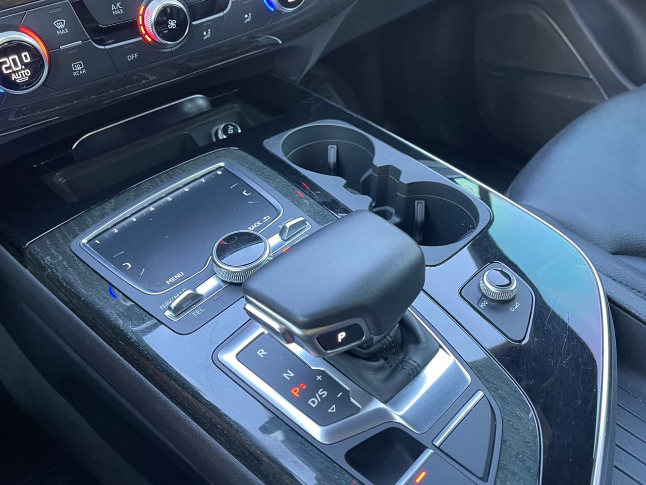 Audi Q7 2018 — Миниатюра 11