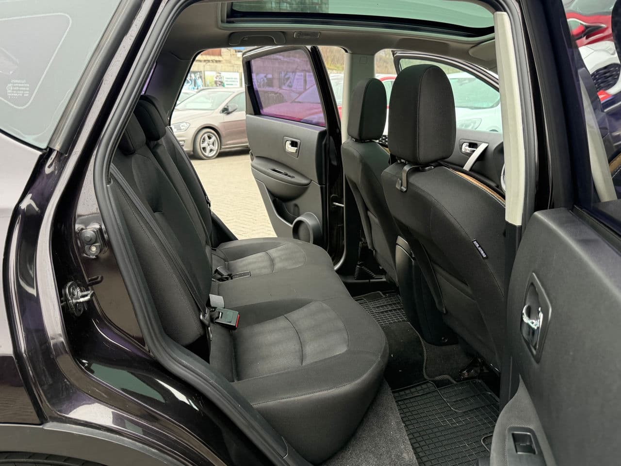 Nissan Qashqai 2011 — Миниатюра 14