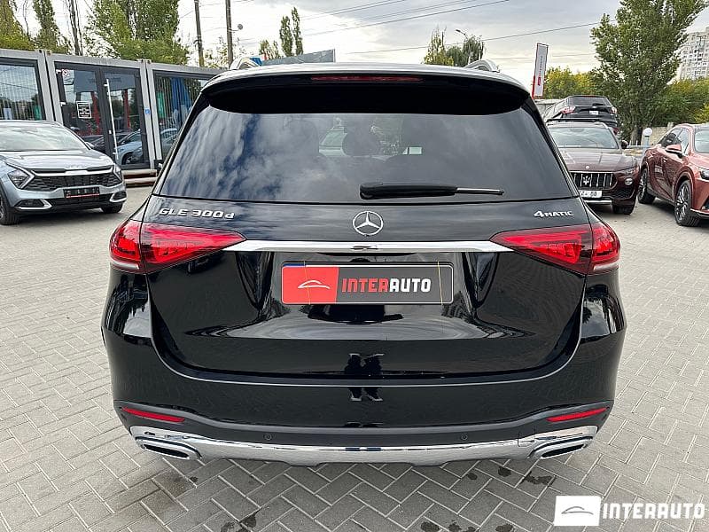 Mercedes GLE 300d 2019 — Миниатюра 6