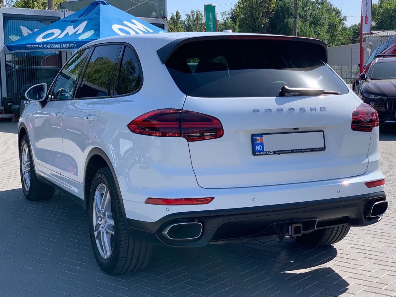 Porsche Cayenne 2016 — Миниатюра 3
