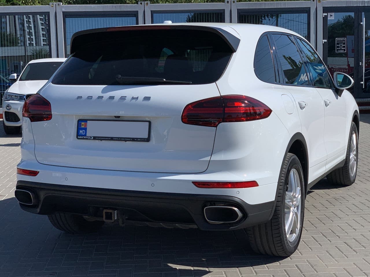 Porsche Cayenne 2016 — Миниатюра 2