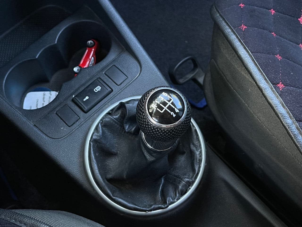 Skoda Fabia 2010 — Миниатюра 15