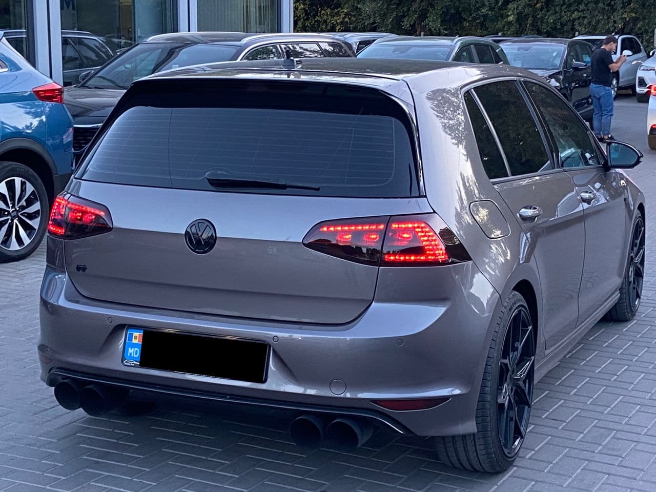 Volkswagen Golf R 2016 — Миниатюра 2