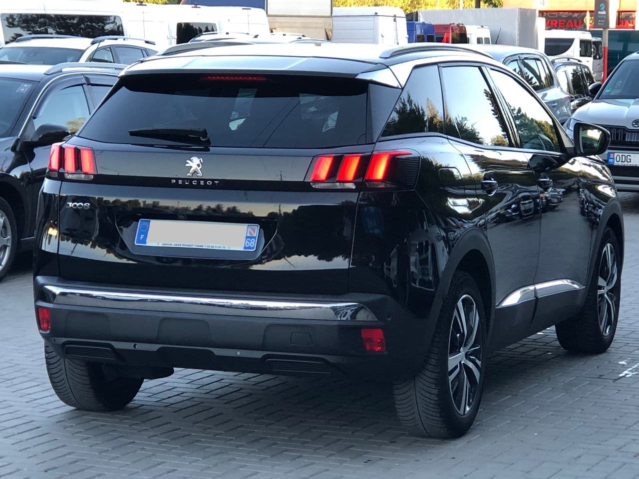 Peugeot 3008 2019 — Миниатюра 2
