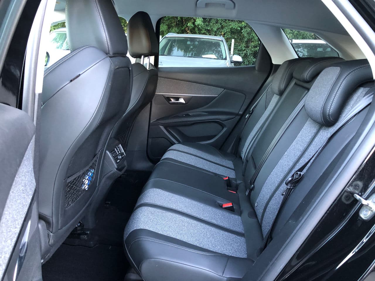 Peugeot 3008 2019 — Миниатюра 9