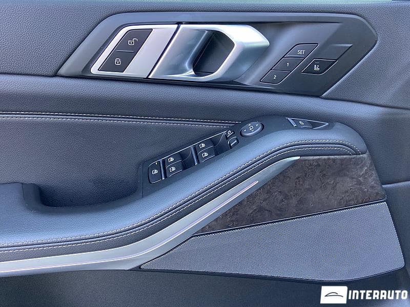 2019 BMW X5 4.0i — Miniatură 10