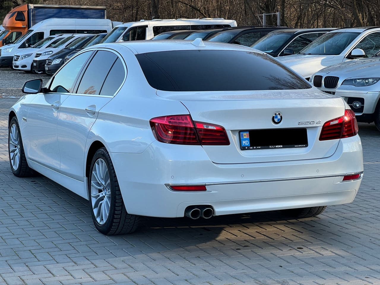 BMW 520 2015 — Миниатюра 4