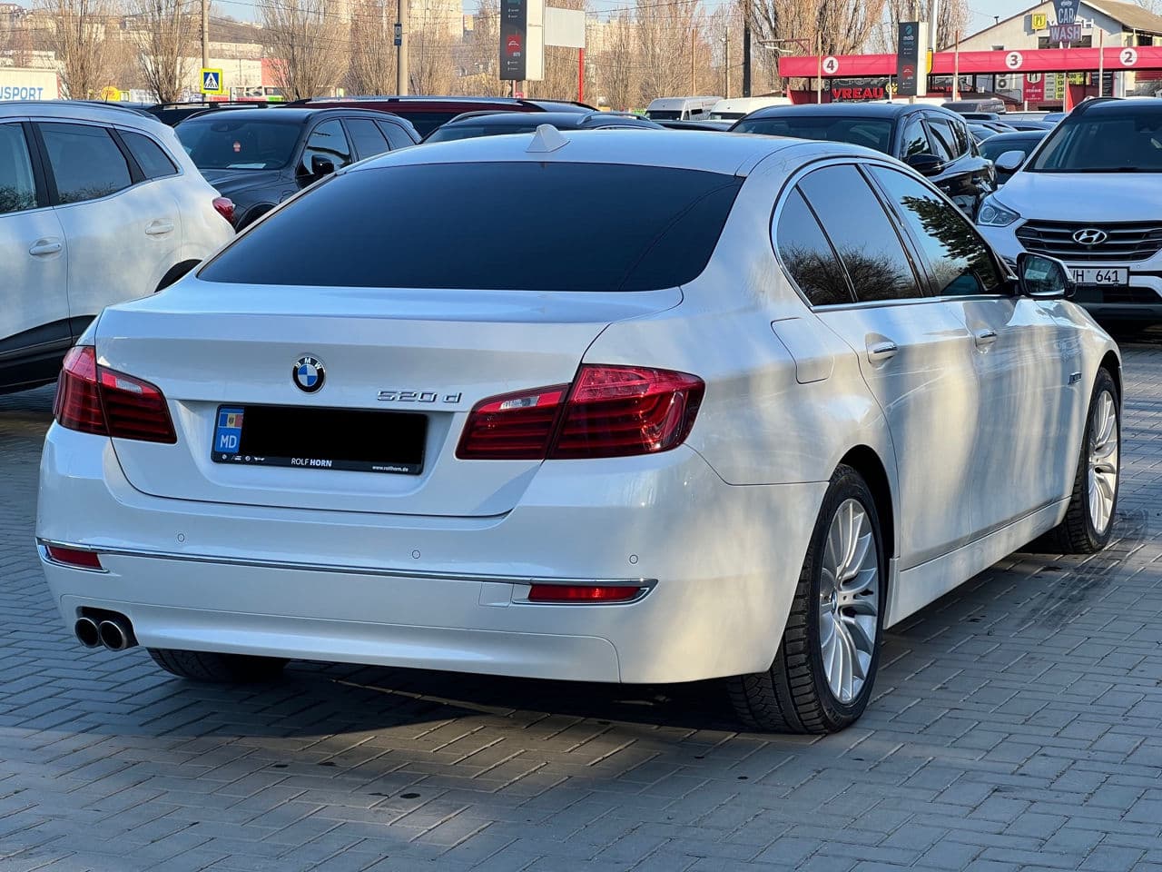 BMW 520 2015 — Миниатюра 2