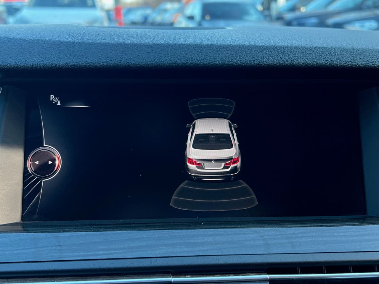 BMW 520 2015 — Миниатюра 12