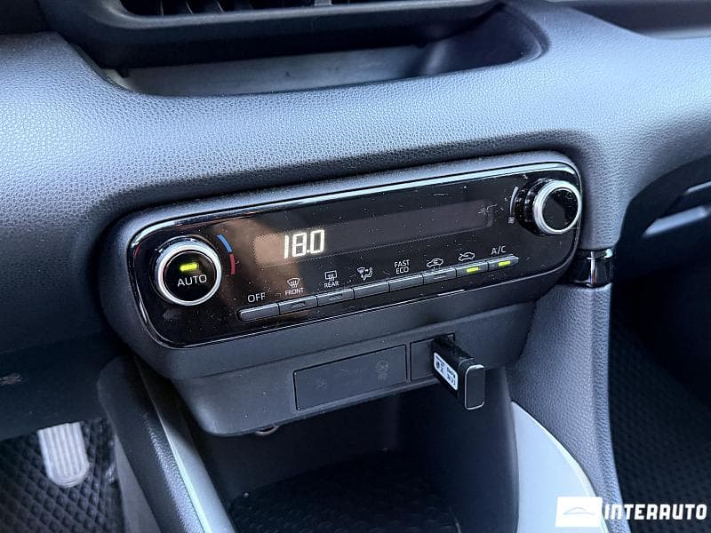 Toyota Yaris 2020 — Миниатюра 11