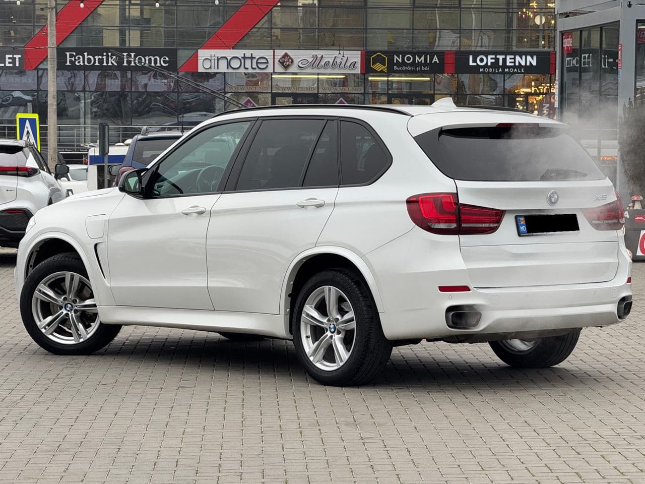 BMW X5 4.0e 2018 — Миниатюра 4