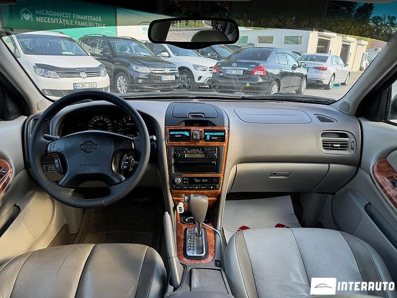 2002 Nissan Maxima — Miniatură 7