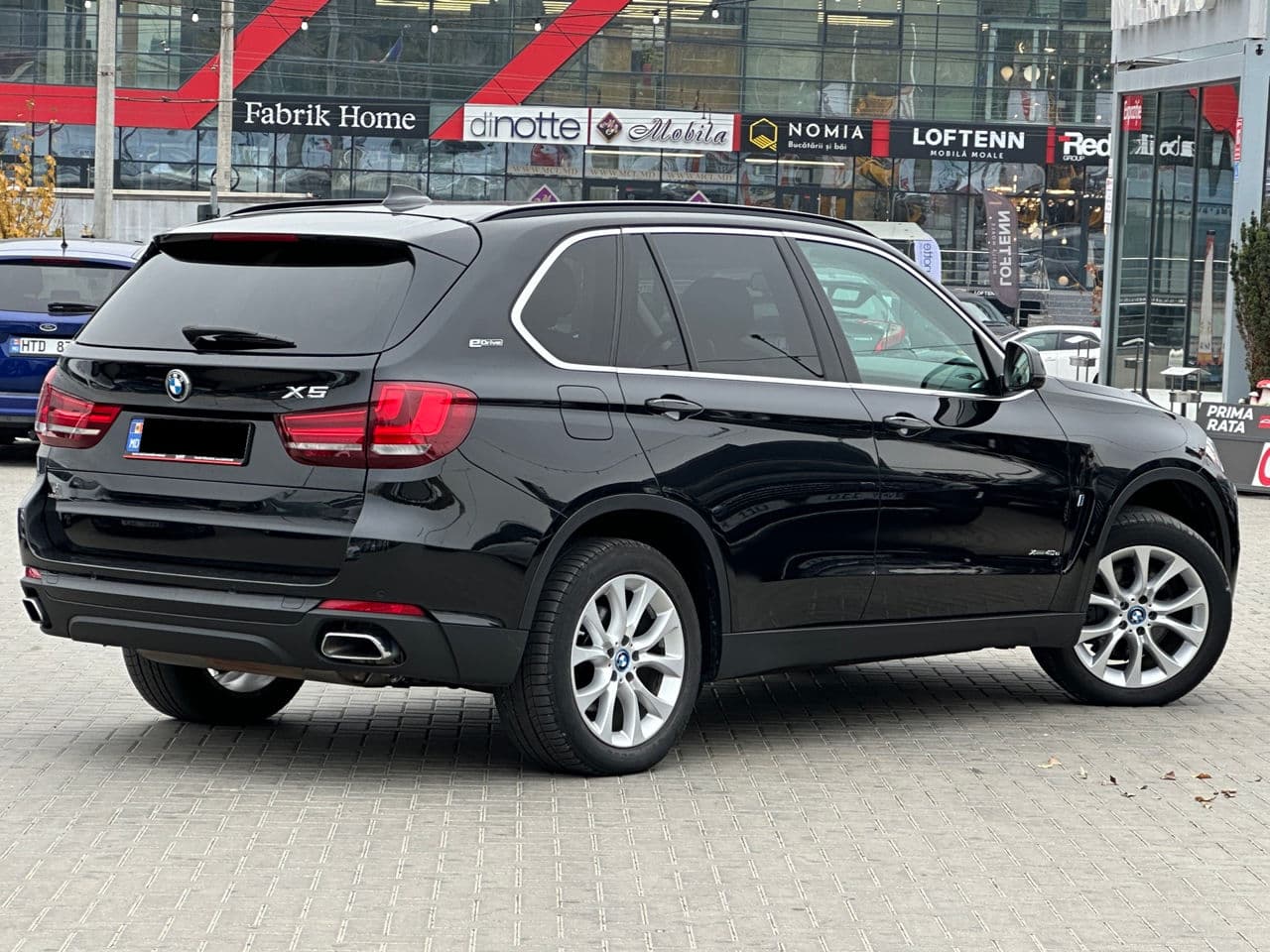 2017 BMW X5 4.0e — Miniatură 3