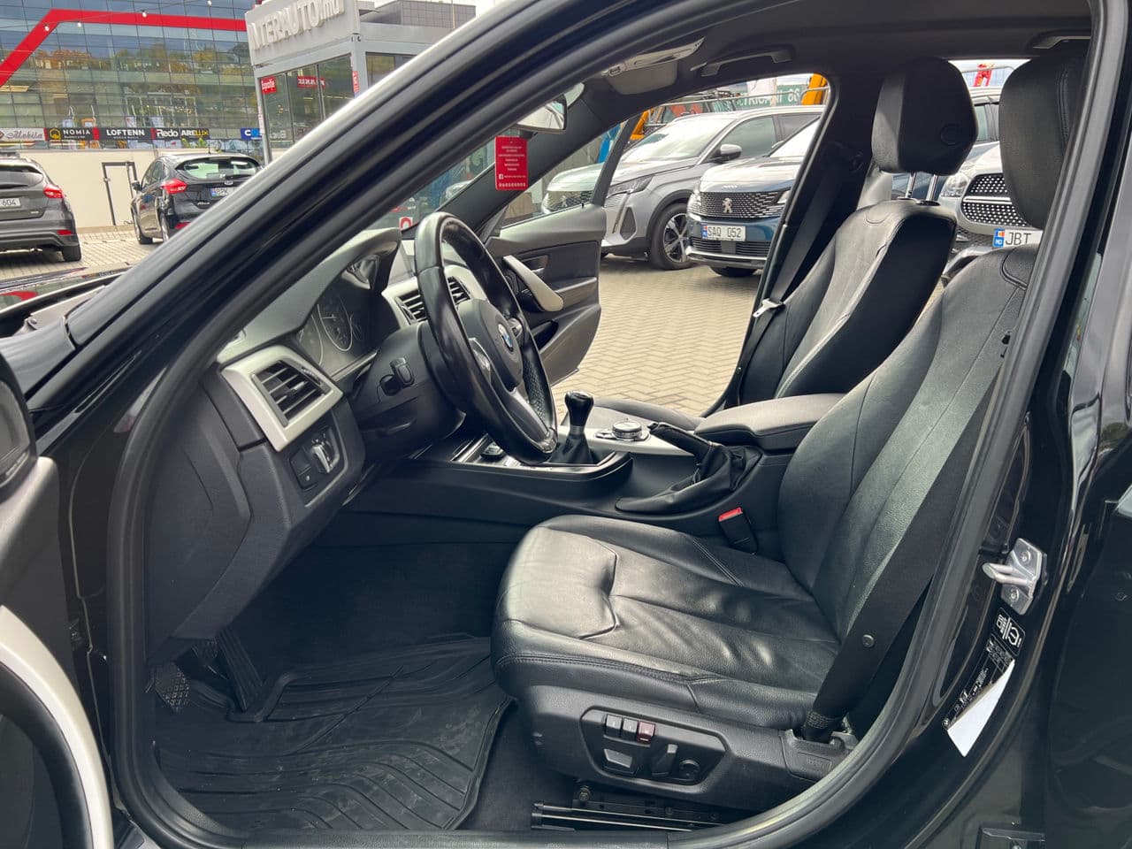 BMW 316 2013 — Миниатюра 5