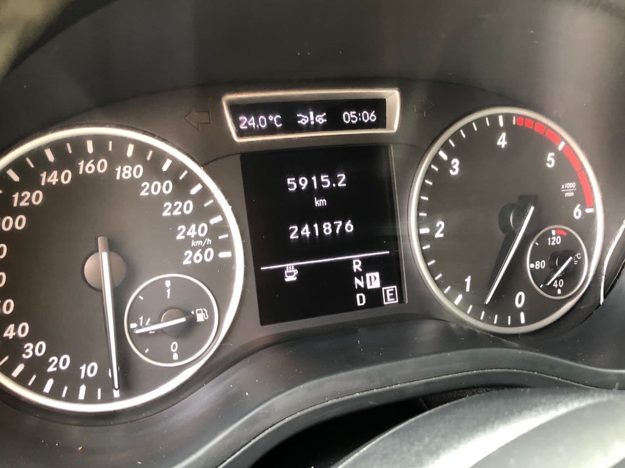 Mercedes B 180 2012 — Миниатюра 12