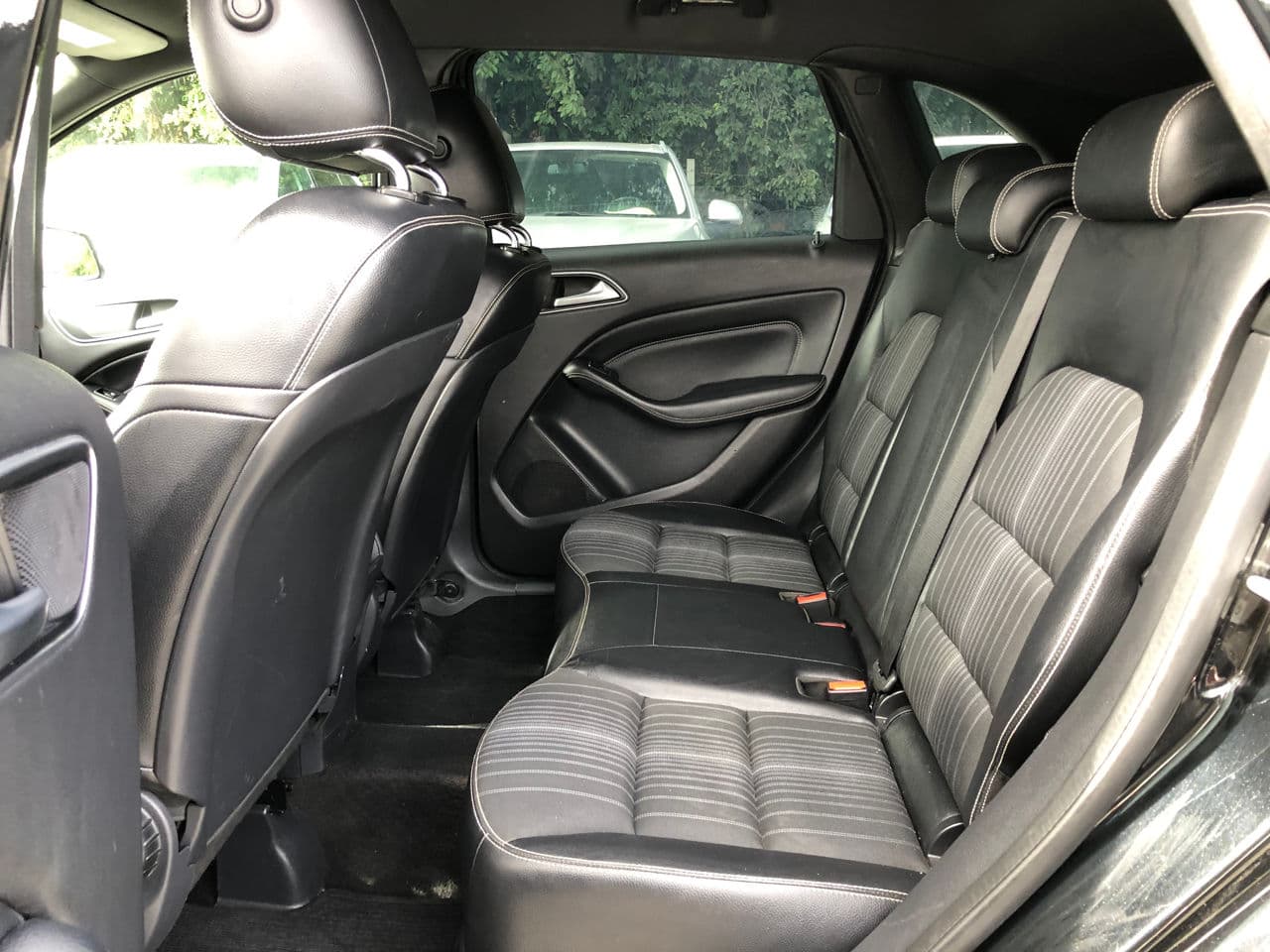 Mercedes B 180 2012 — Миниатюра 9