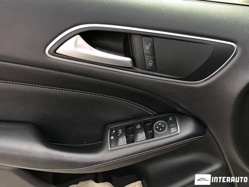 Mercedes B 180 2012 — Миниатюра 17