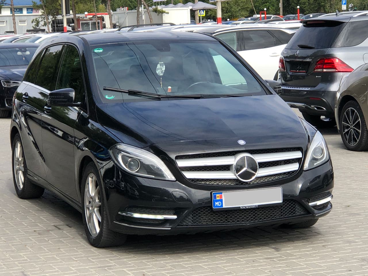 Mercedes B 180 2012 — Миниатюра 3