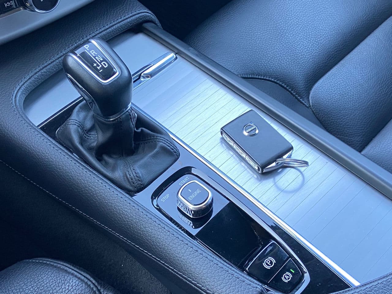 Volvo XC 90 2016 — Миниатюра 13