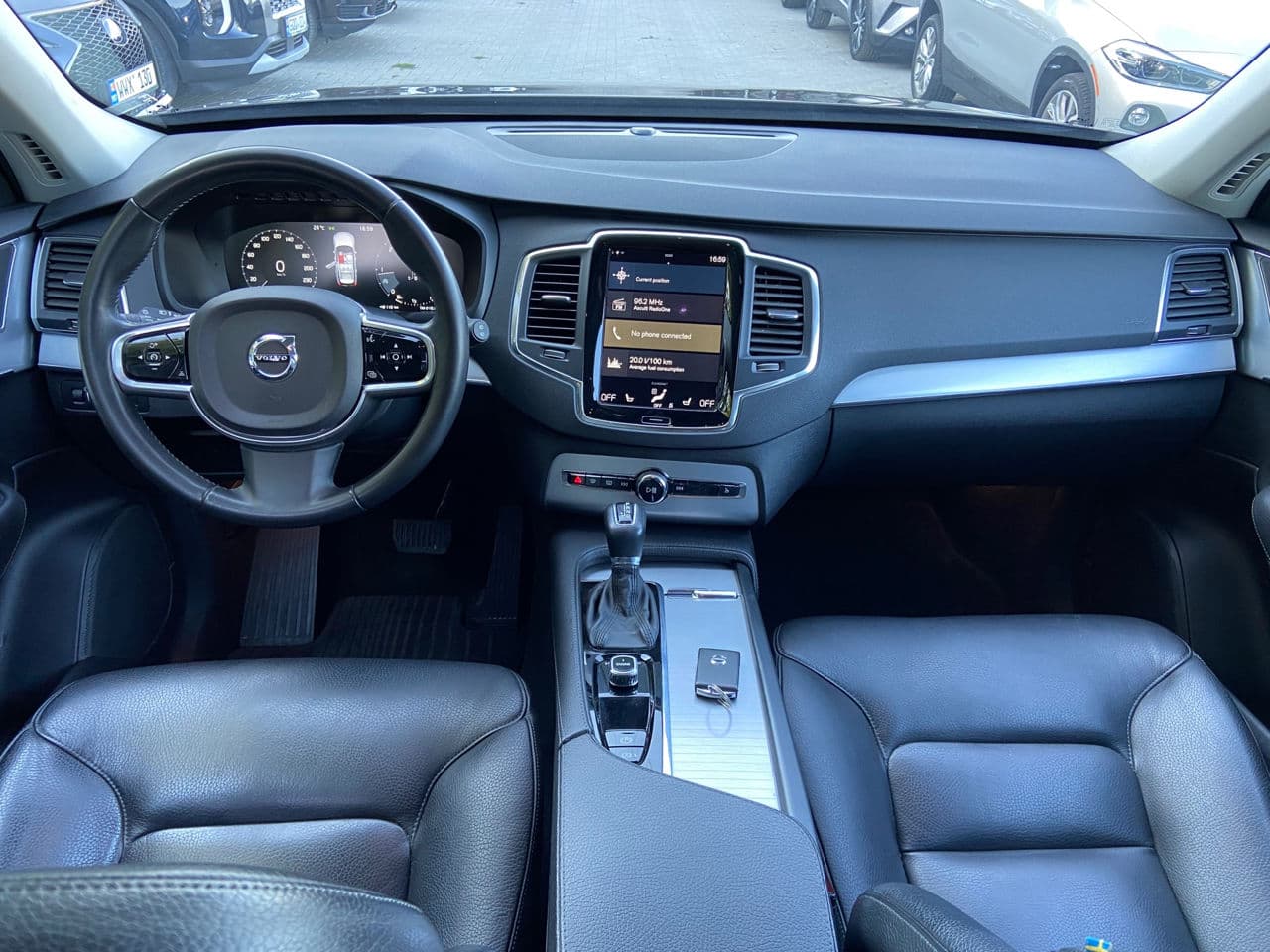 Volvo XC 90 2016 — Миниатюра 14