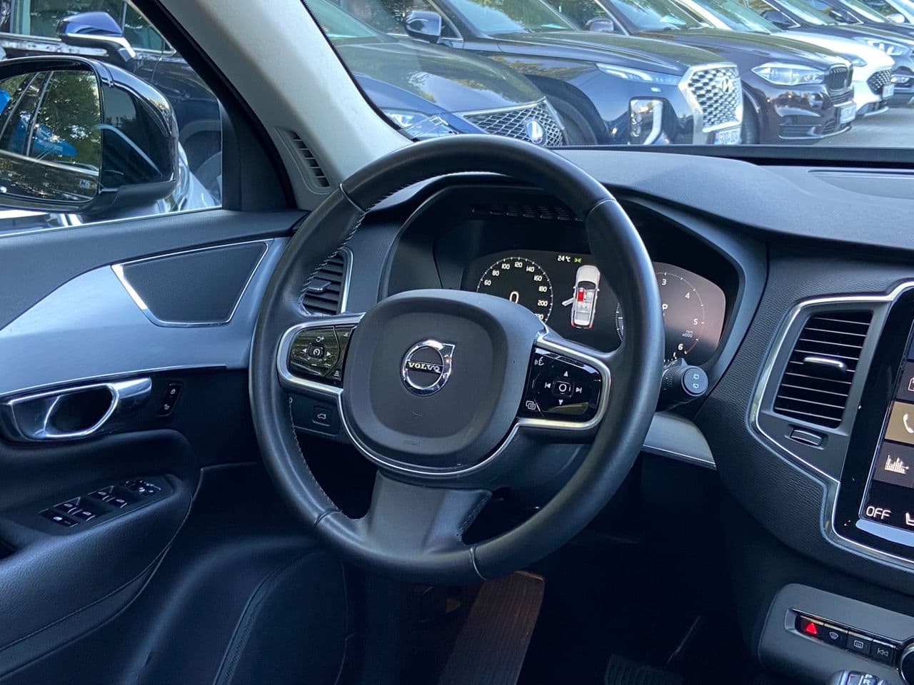 Volvo XC 90 2016 — Миниатюра 10