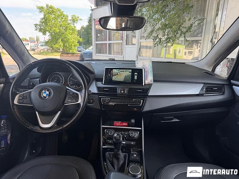 BMW 216d 2016 — Миниатюра 8