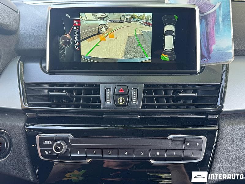 BMW 216d 2016 — Миниатюра 10
