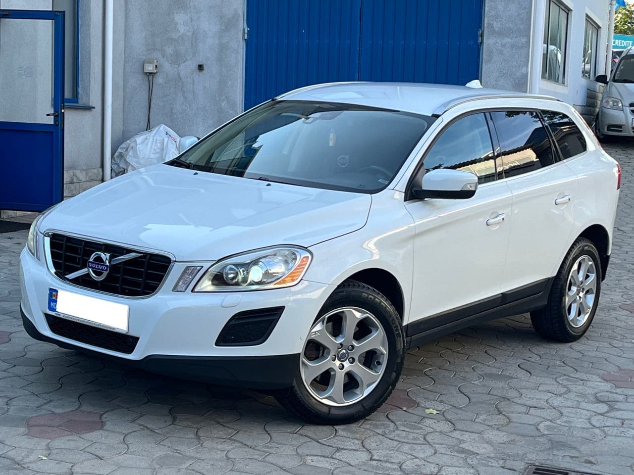 Volvo XC 60 2011 — Миниатюра 2