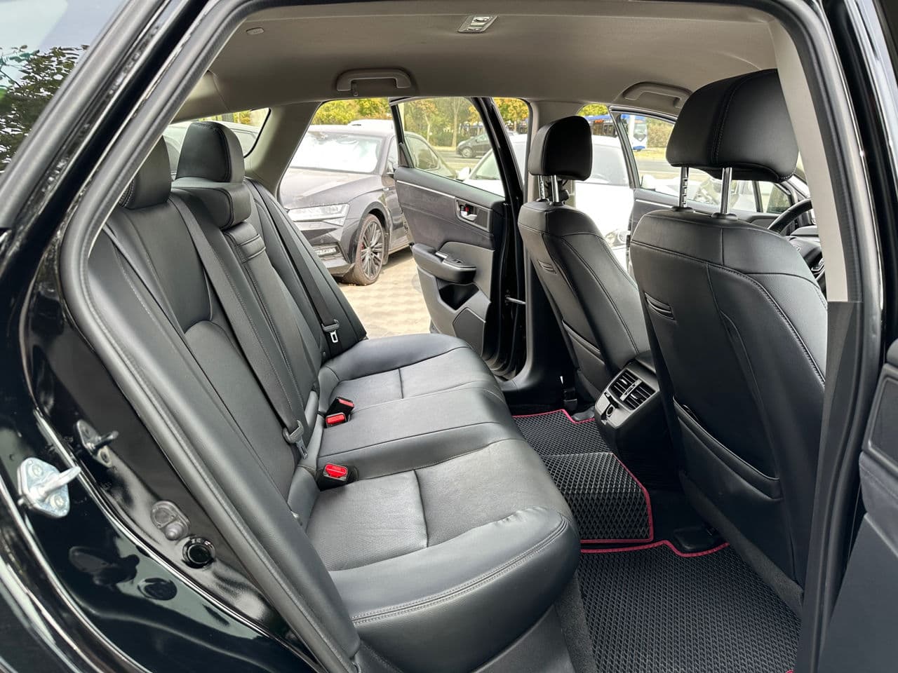 Honda Clarity 2018 — Миниатюра 13