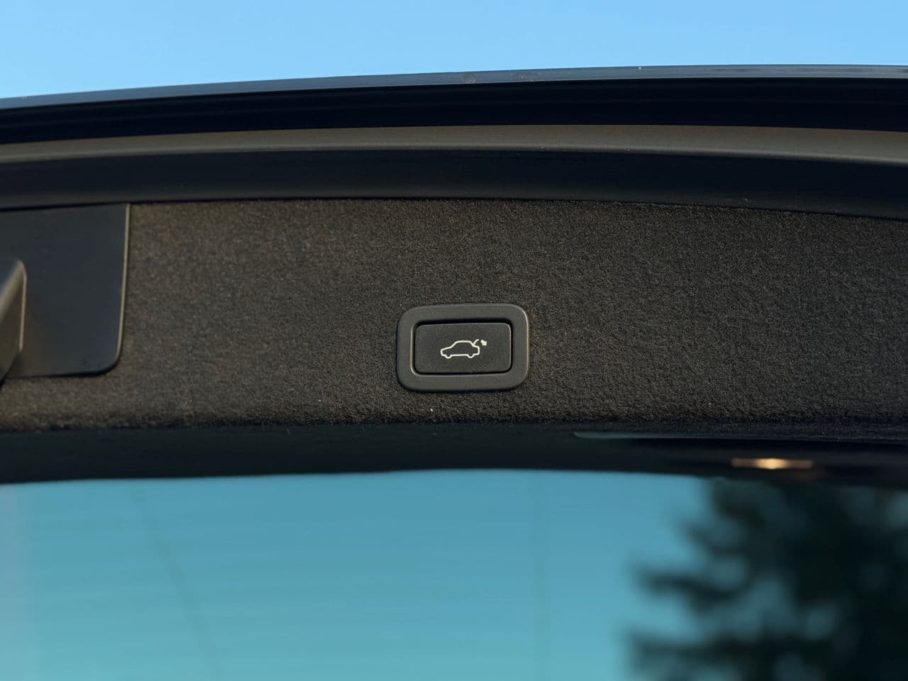 Volvo XC 60 2016 — Миниатюра 22