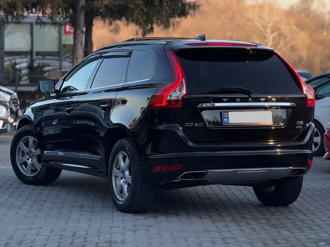 Volvo XC 60 2016 — Миниатюра 4