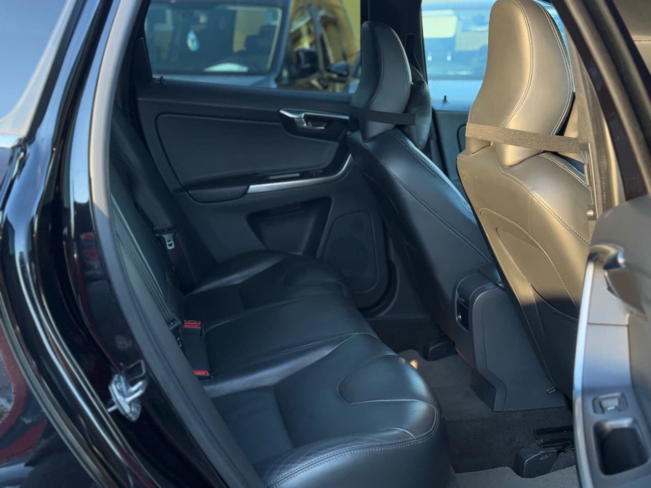 Volvo XC 60 2016 — Миниатюра 19