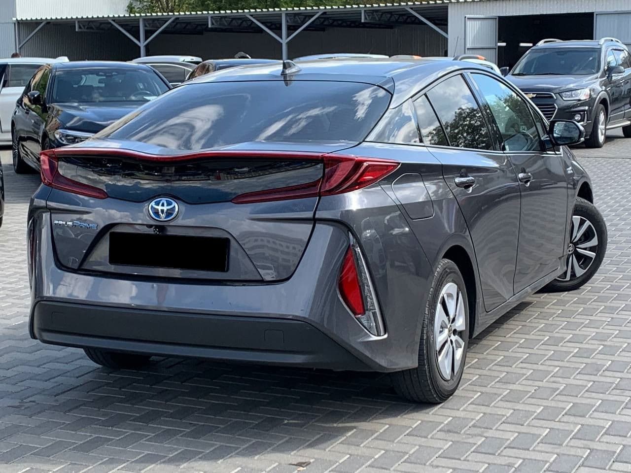 Toyota Prius 2018 — Миниатюра 3