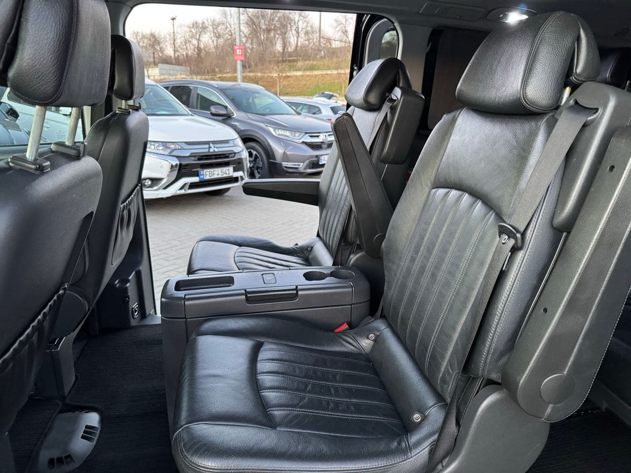 Mercedes Viano 2011 — Миниатюра 12